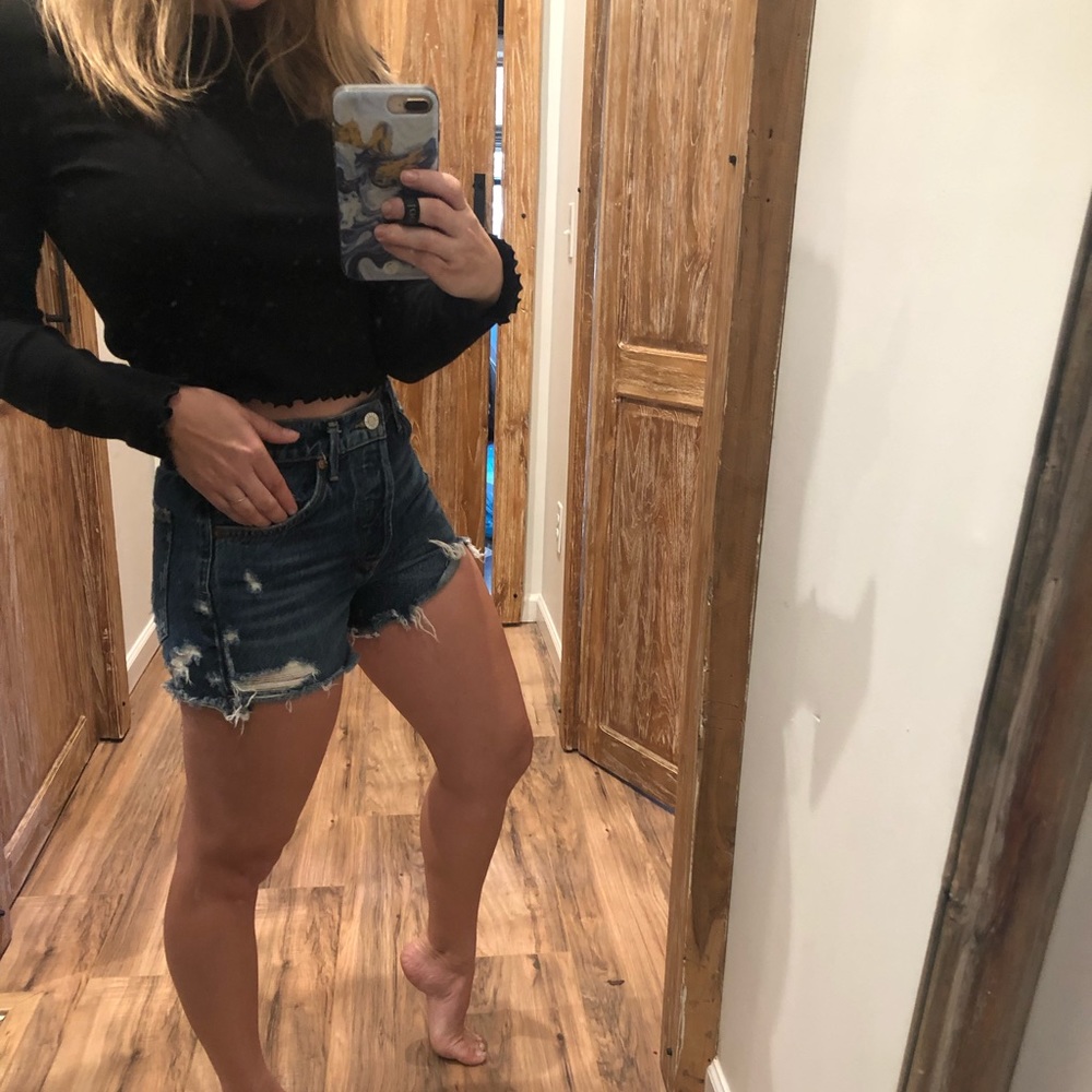 AGOLDE SHORTS 27 26 worn once!